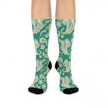 Load image into Gallery viewer, Emerald Paisley Golf Set
